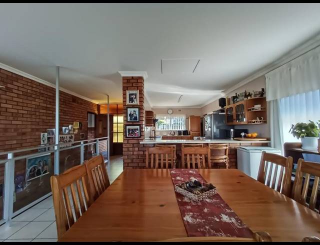 4 BEDROOM HOUSE FOR SALE IN EASTWOOD